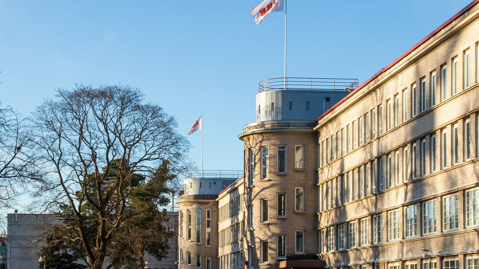 โรงงานของ ABB ในย่าน Pitäjänmäki กรุงเฮลซิงกิ ฟินแลนด์ ภาพปี 2020