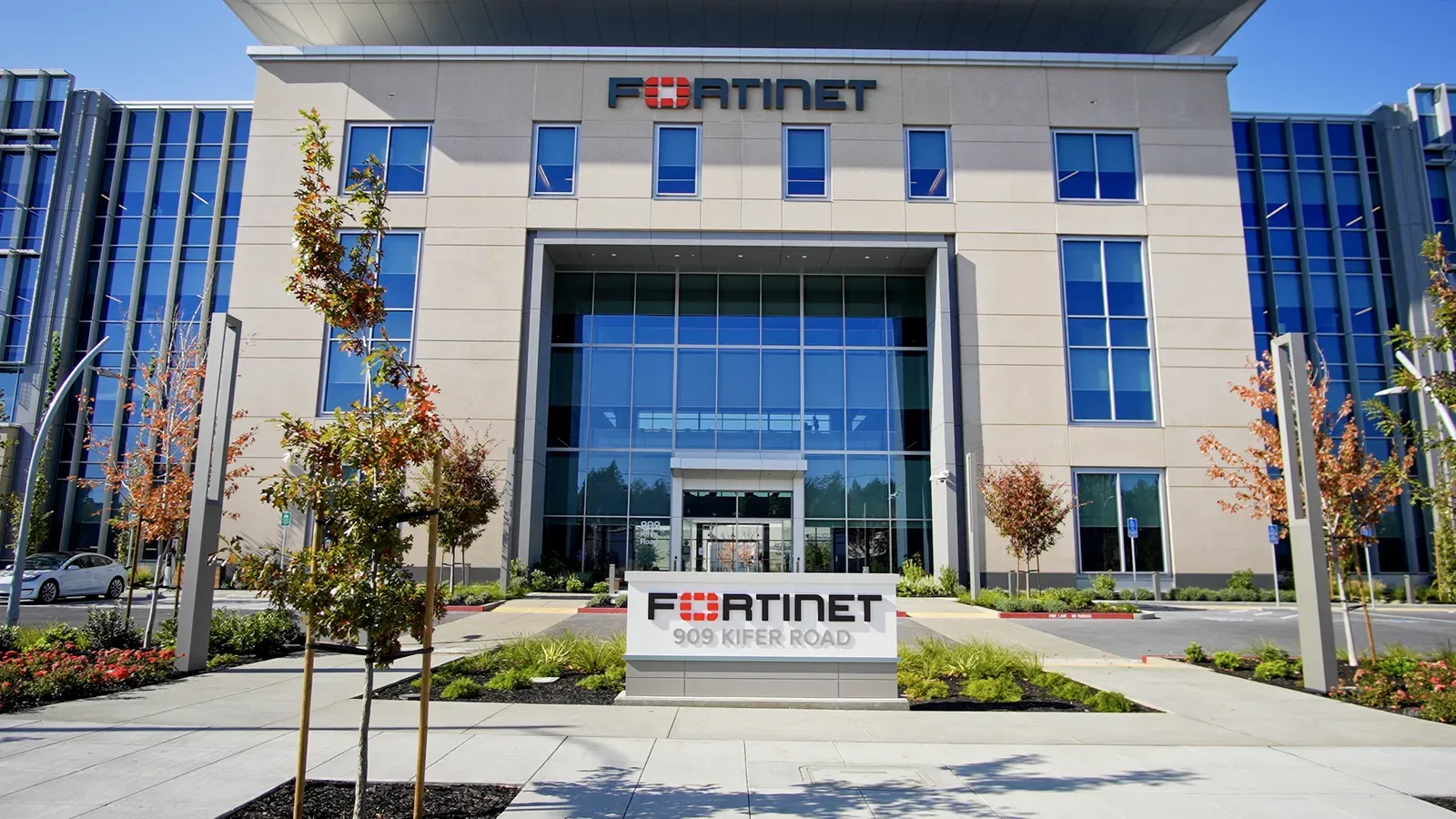 สำนักงานใหญ่ Fortinet เจ้าของผล Fortinet ไตรมาส 3 2026 ที่เมืองซันนีเวล