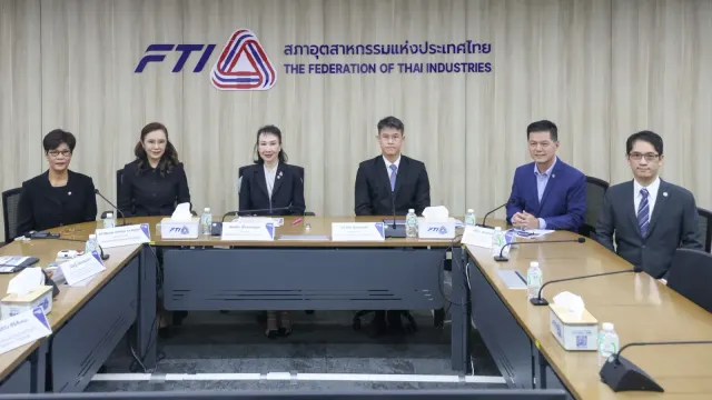 ผู้บริหารสภาอุตสาหกรรมแห่งประเทศไทยแถลงผลสำรวจความเชื่อมั่นภาคอุตสาหกรรม กันยายน 2569 ที่สำนักงาน ส.อ.ท.