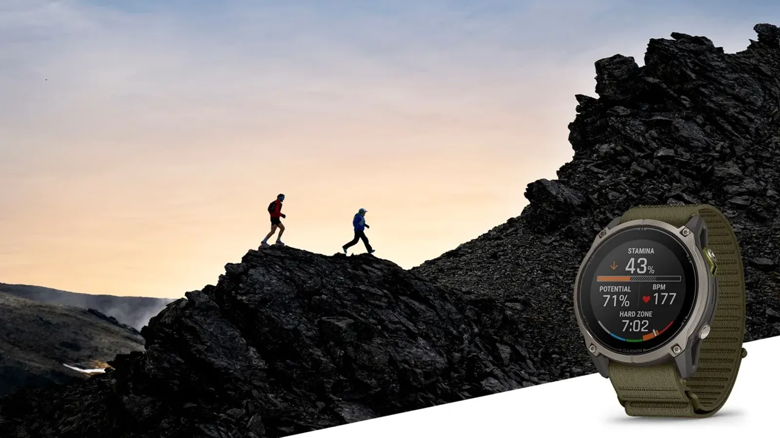 Garmin Enduro 4 สายผ้าสีเขียวหน้าจอแสดงค่า Stamina คู่ภาพนักวิ่งเทรลบนสันเขา