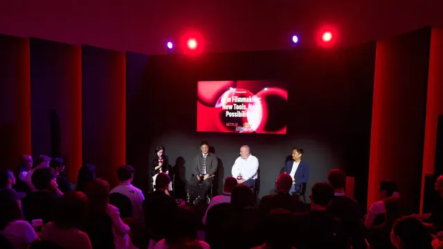 เวทีเสวนา AI in Filmmaking: New Tools, New Possibilities ในงาน Creative Asia ที่ Netflix จัดร่วมกับเทศกาลภาพยนตร์ปูซาน 10 ตุลาคม 2026 ผู้บริหาร Netflix เผยใช้ AI ราว 300 เรื่อง