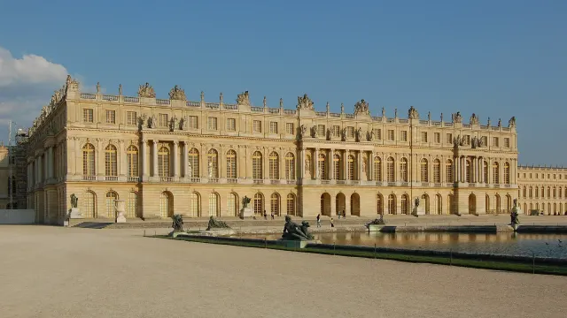 พระราชวังแวร์ซายด้านที่หันสู่สวน