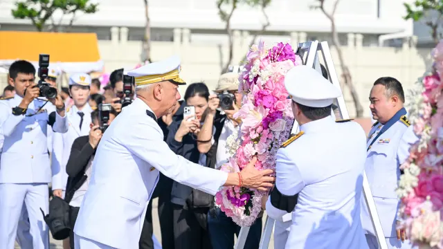 พิธีวันปิยมหาราช 2569 การวางพวงมาลาของคณะรัฐมนตรี ณ พระลานพระราชวังดุสิต เช้าวันที่ 23 ตุลาคม 2569