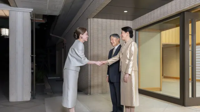ภาพจากหน่วยราชการในพระองค์ ณ พระราชวังอิมพีเรียล (The Imperial Residence) กรุงโตเกียว วันที่ 20 ตุลาคม 2569 เพื่อเข้าเฝ้าสมเด็จพระจักรพรรดินารุฮิโตะ และสมเด็จพระจักรพรรดินีมาซาโกะแห่งญี่ปุ่น