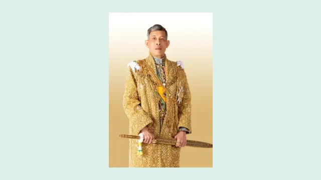 พระบรมฉายาลักษณ์ รัชกาลที่ 10 จากหน้า ดาวน์โหลดพระบรมฉายาลักษณ์ ของหน่วยราชการในพระองค์