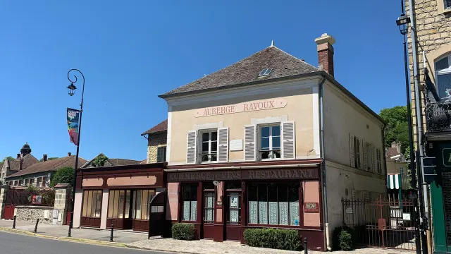บ้านแวนโก๊ะ หรือ Auberge Ravoux ใน Auvers-sur-Oise ภาพถ่ายเมื่อ 13 มิถุนายน 2021