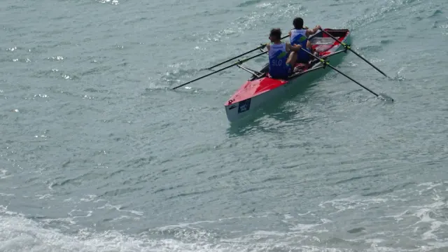 เรือคู่แบบ coastal ของทีมสโลวีเนียในรายการ World Rowing Beach Sprint Finals ปี 2024 รายการเดียวกับ World Rowing Beach Sprint Finals 2026