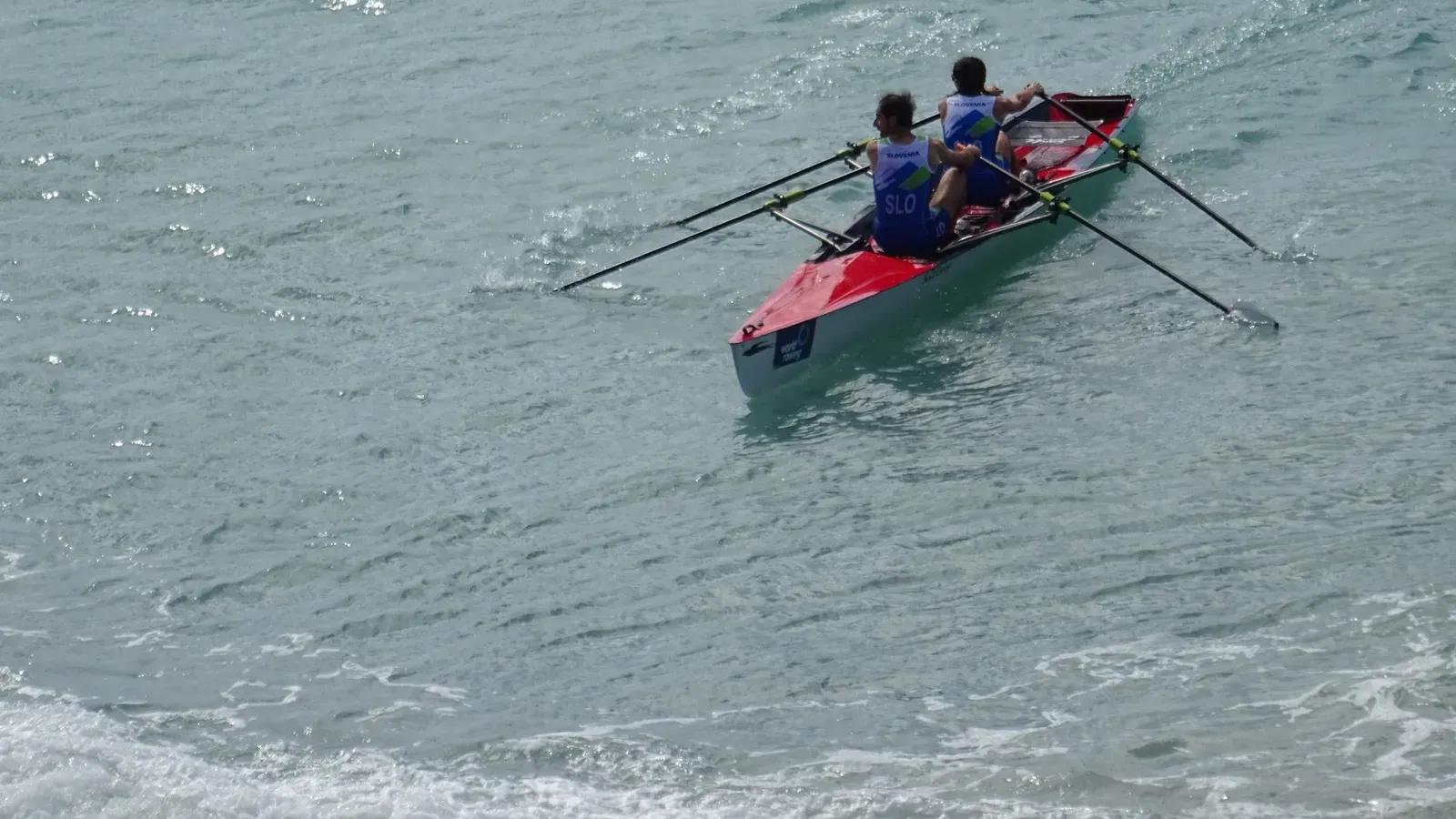 เรือคู่แบบ coastal ของทีมสโลวีเนียในรายการ World Rowing Beach Sprint Finals ปี 2024 รายการเดียวกับ World Rowing Beach Sprint Finals 2026