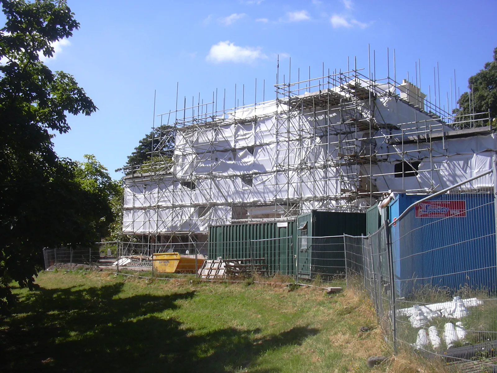 บ้าน Agatha Christie ที่ Greenway ระหว่างการบูรณะของ National Trust ภาพถ่ายเดือนกรกฎาคม 2008