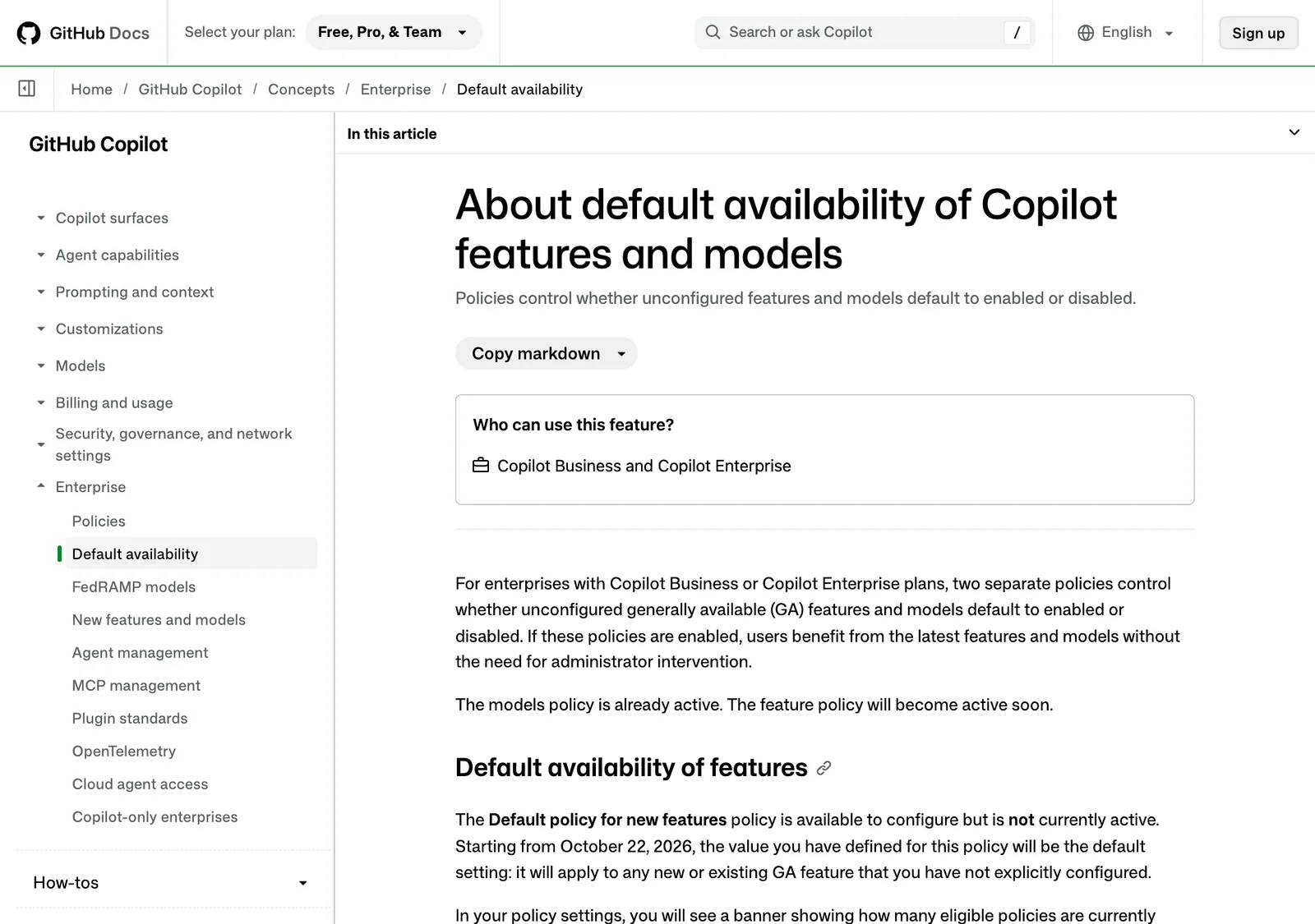 หน้า GitHub Docs About default availability of Copilot features and models สำหรับแผน Copilot Business และ Copilot Enterprise