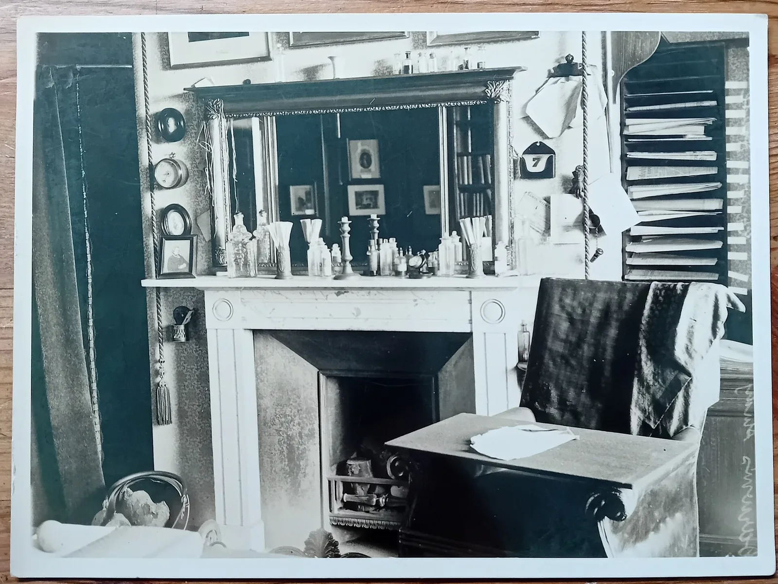 ห้องทำงานของ Charles Darwin ราวปี 1930
