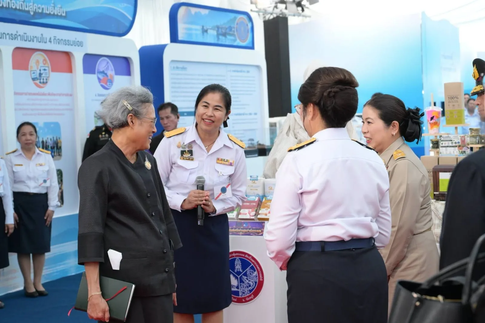บริเวณนิทรรศการภายในงานวันสถาปนากรมประมง ประจำปี 2569