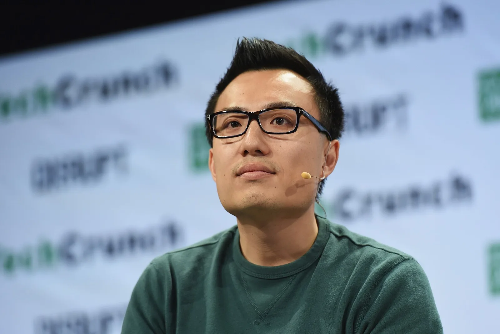 Tony Xu ซีอีโอและผู้ร่วมก่อตั้ง DoorDash บนเวที TechCrunch Disrupt NY เมื่อ 11 พฤษภาคม 2016