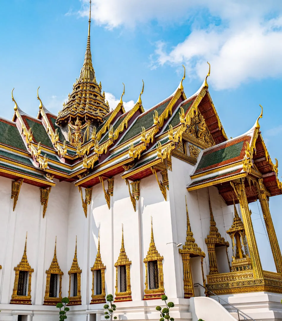 พระที่นั่งดุสิตมหาปราสาท มุมด้านข้าง จากเว็บไซต์ พระบรมมหาราชวัง