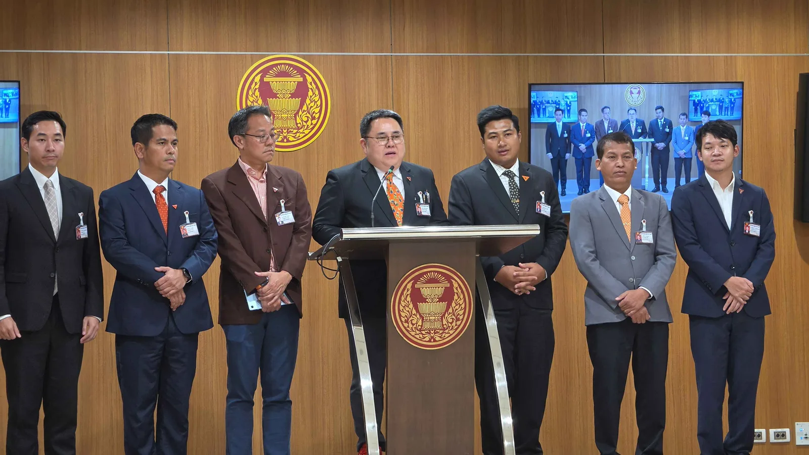 สส.พรรคประชาชนแถลงที่รัฐสภา 21 ตุลาคม 2569 ชวนทุกพรรคร่วมแก้ พ.ร.บ.สถานบริการ พ.ศ. 2509