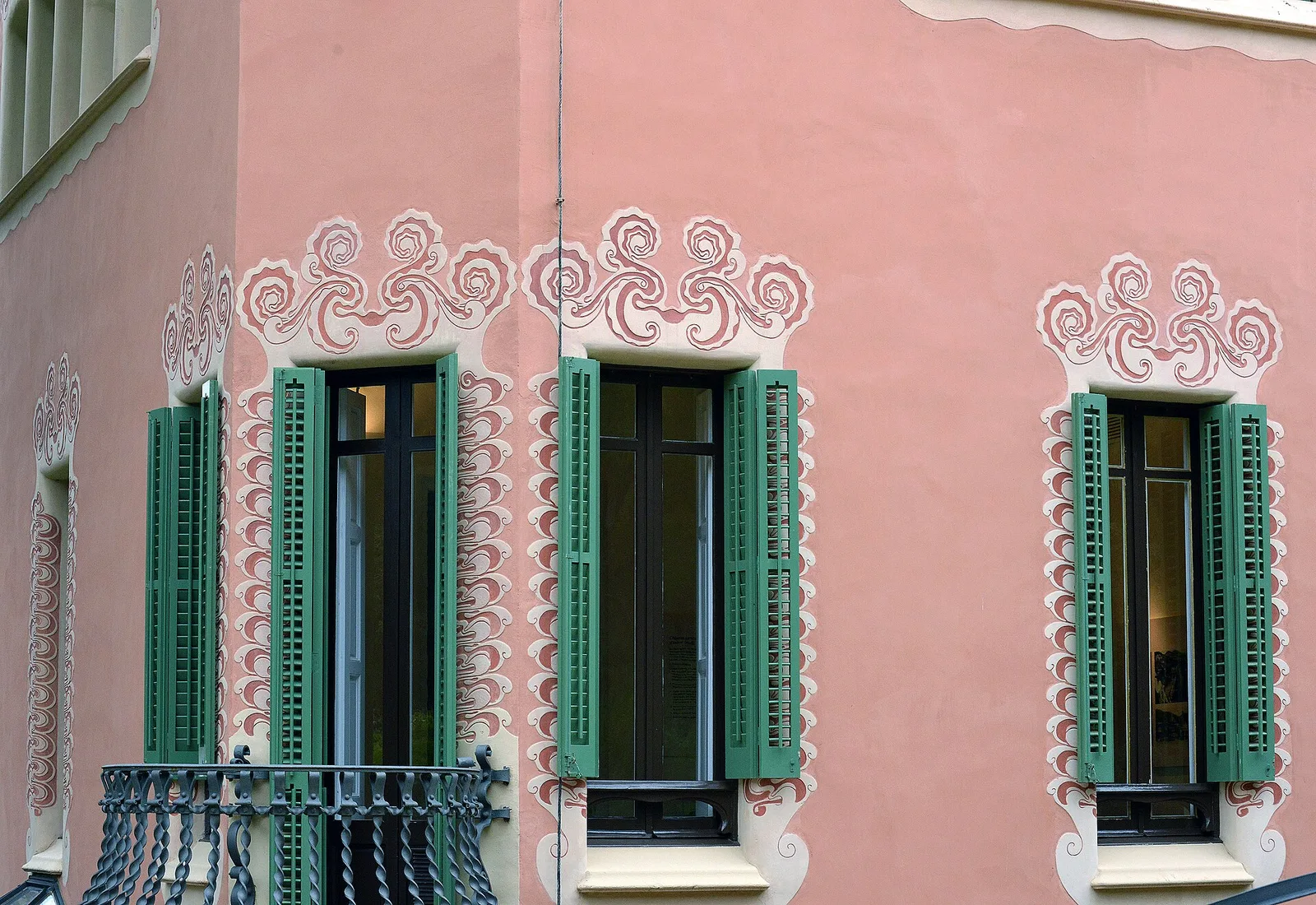 พิพิธภัณฑ์บ้านเกาดี้ ที่ Gaudí อาศัยตั้งแต่ปี 1906 ภาพถ่ายเดือนตุลาคม 2015