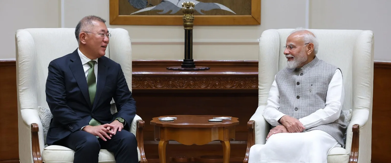 Euisun Chung ประธานบริหาร Hyundai Motor Group พบ Narendra Modi นายกรัฐมนตรีอินเดีย