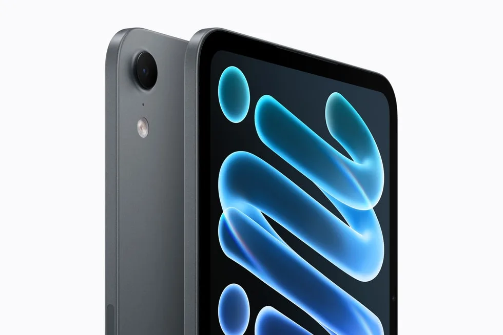iPad mini 2026 สีมิดไนท์ เห็นด้านหลังพร้อมกล้องและด้านหน้าจอ OLED