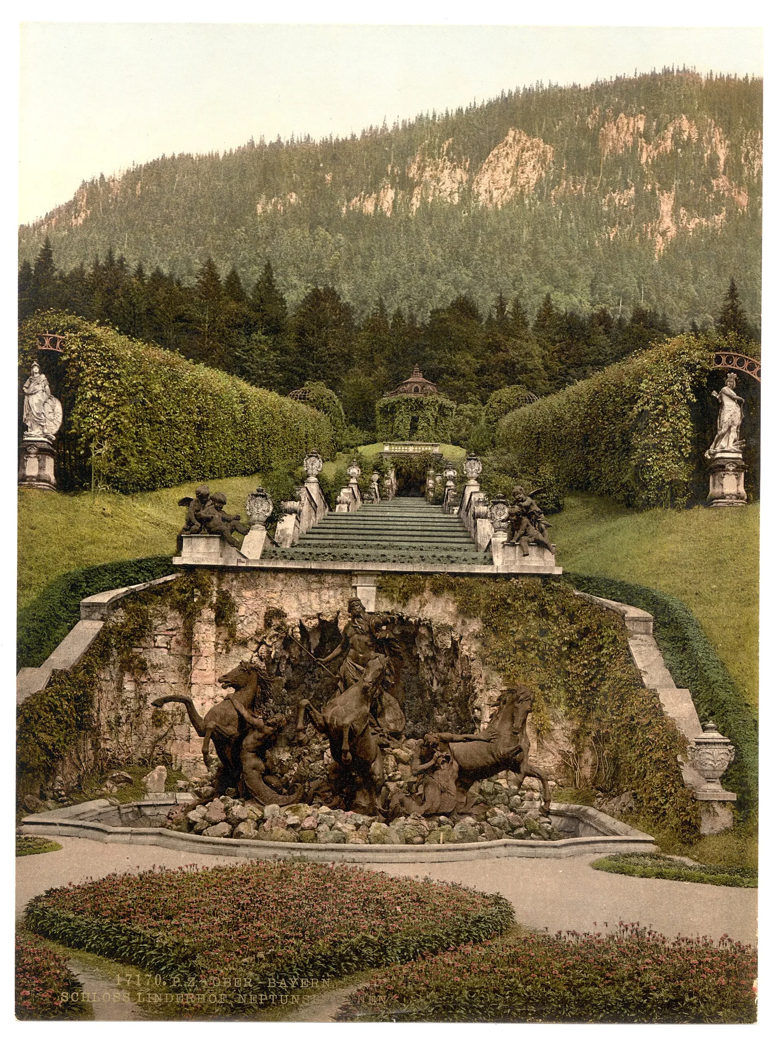 น้ำพุ Neptune และน้ำตกขั้นบันไดของพระราชวังลินเดอร์ฮอฟ ภาพพิมพ์สี Photochrom ช่วงปี 1890–1900