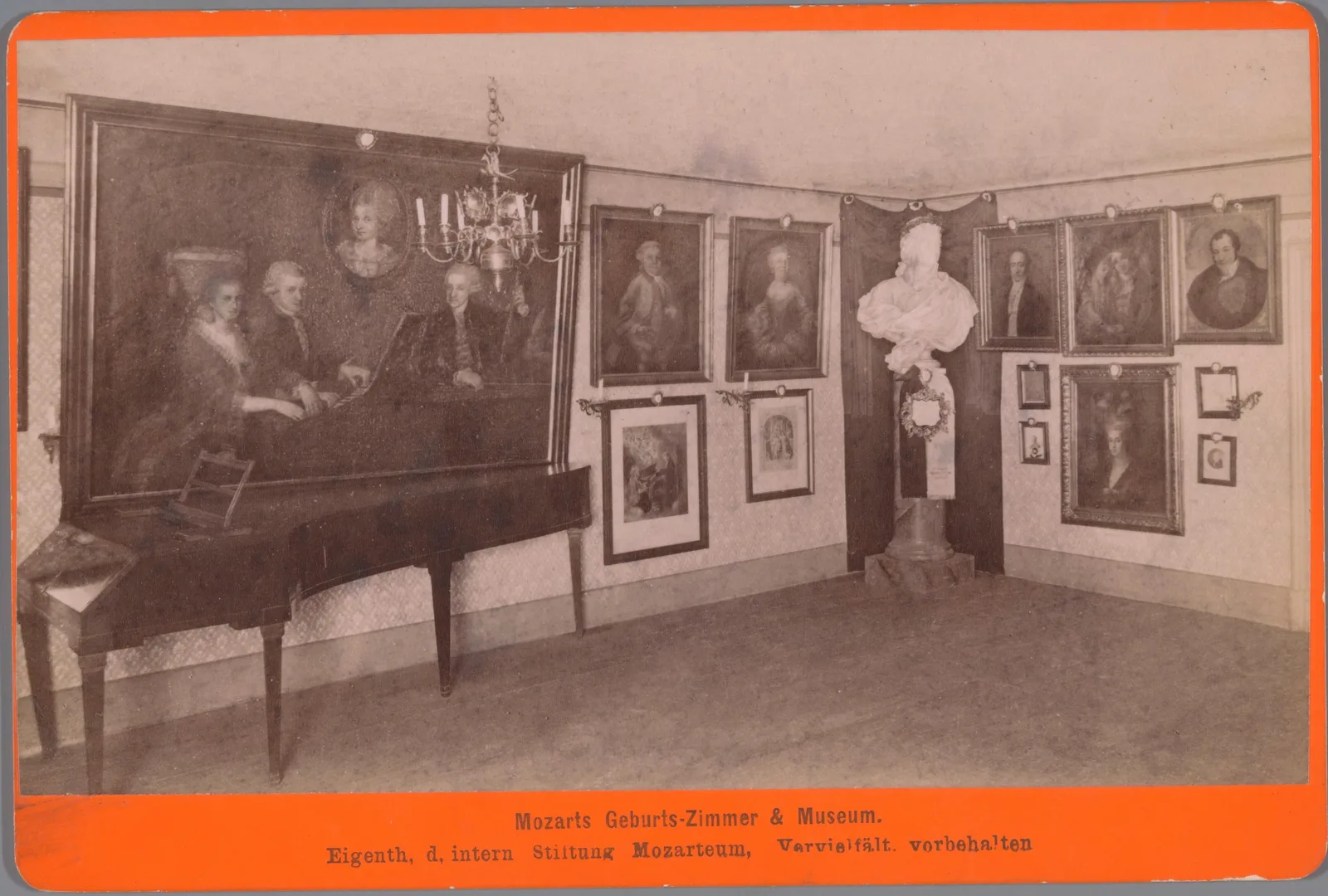 ภาพถ่ายเก่าห้องที่โมสาร์ทเกิดและพิพิธภัณฑ์ โดย Friedrich Würthle ราวปี 1870–1890 จากคอลเลกชันของ Rijksmuseum