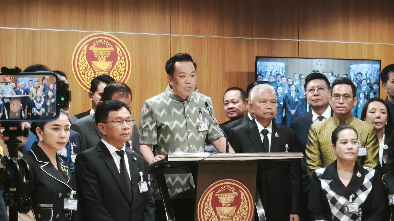 บรรยากาศการแถลงที่รัฐสภาหลังพรรคภูมิใจไทยยื่นร่างแก้กฎหมายยาเสพติด 2 ฉบับ 21 ตุลาคม 2569