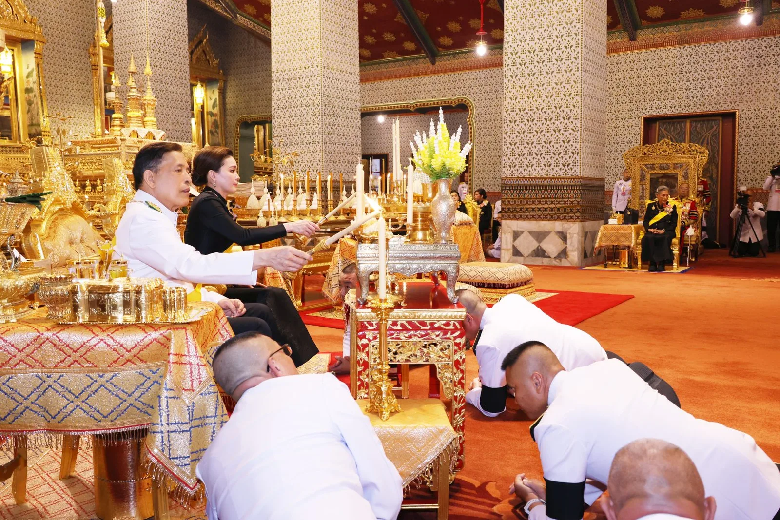 ภายใน พระที่นั่งอมรินทรวินิจฉัย พระบรมมหาราชวัง วันที่ 13 ตุลาคม 2569 ภาพที่ 4