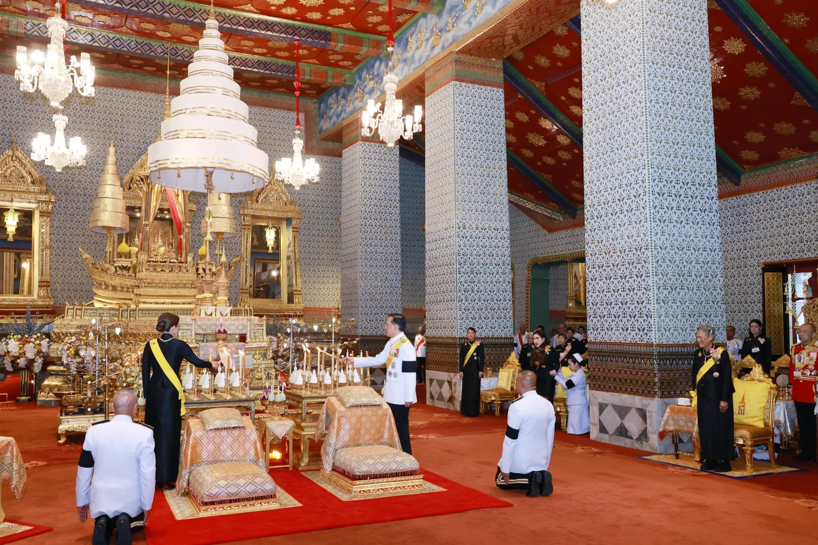 ภายใน พระที่นั่งอมรินทรวินิจฉัย พระบรมมหาราชวัง วันที่ 13 ตุลาคม 2569