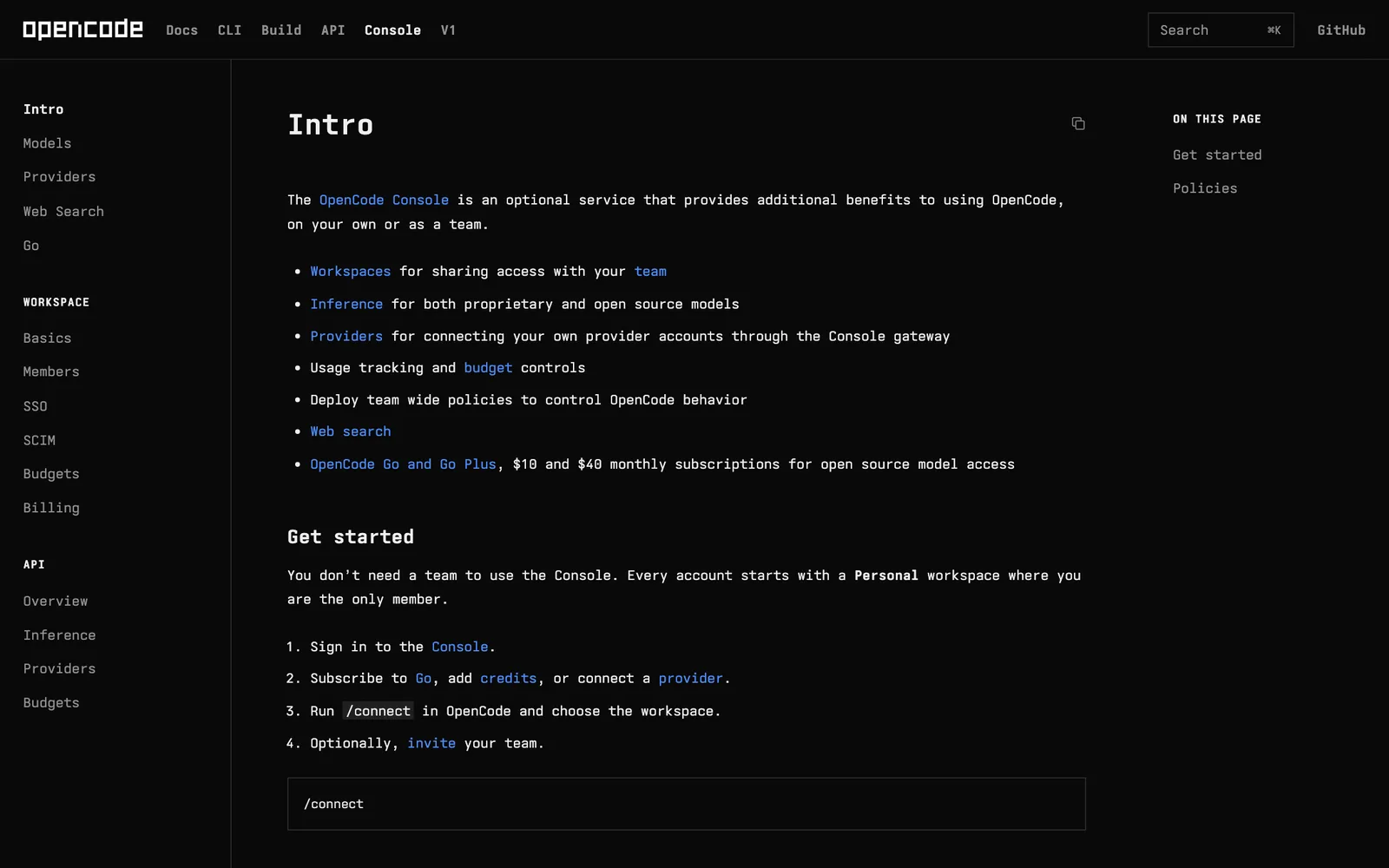 หน้าเอกสาร Intro ของ OpenCode Console อธิบายว่าเป็นบริการเสริม มี Workspaces, Inference, Providers สำหรับผูกบัญชีผู้ให้บริการผ่าน Console gateway และระบบติดตามงบประมาณ
