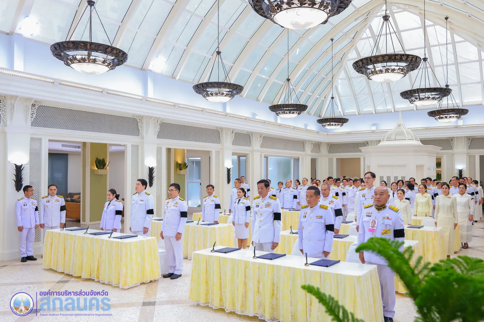 ภายใน อาคารพระราชทานเลี้ยง พระตำหนักภูพานราชนิเวศน์ ระหว่างพิธี ลงนามถวายพระพรชัยมงคล 28 กรกฎาคม 2569