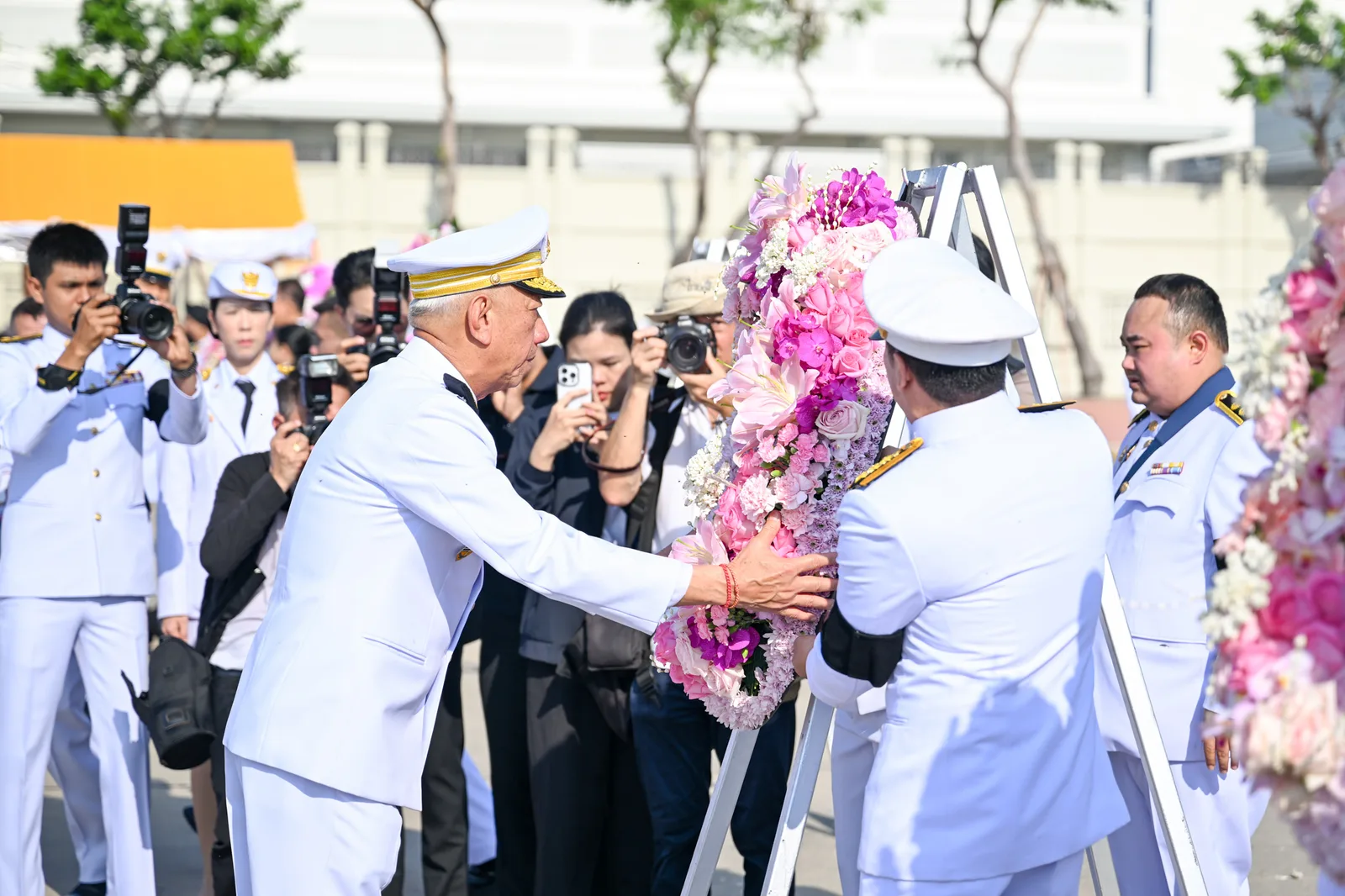 พิธีวันปิยมหาราช 2569 การวางพวงมาลาของคณะรัฐมนตรี ณ พระลานพระราชวังดุสิต เช้าวันที่ 23 ตุลาคม 2569