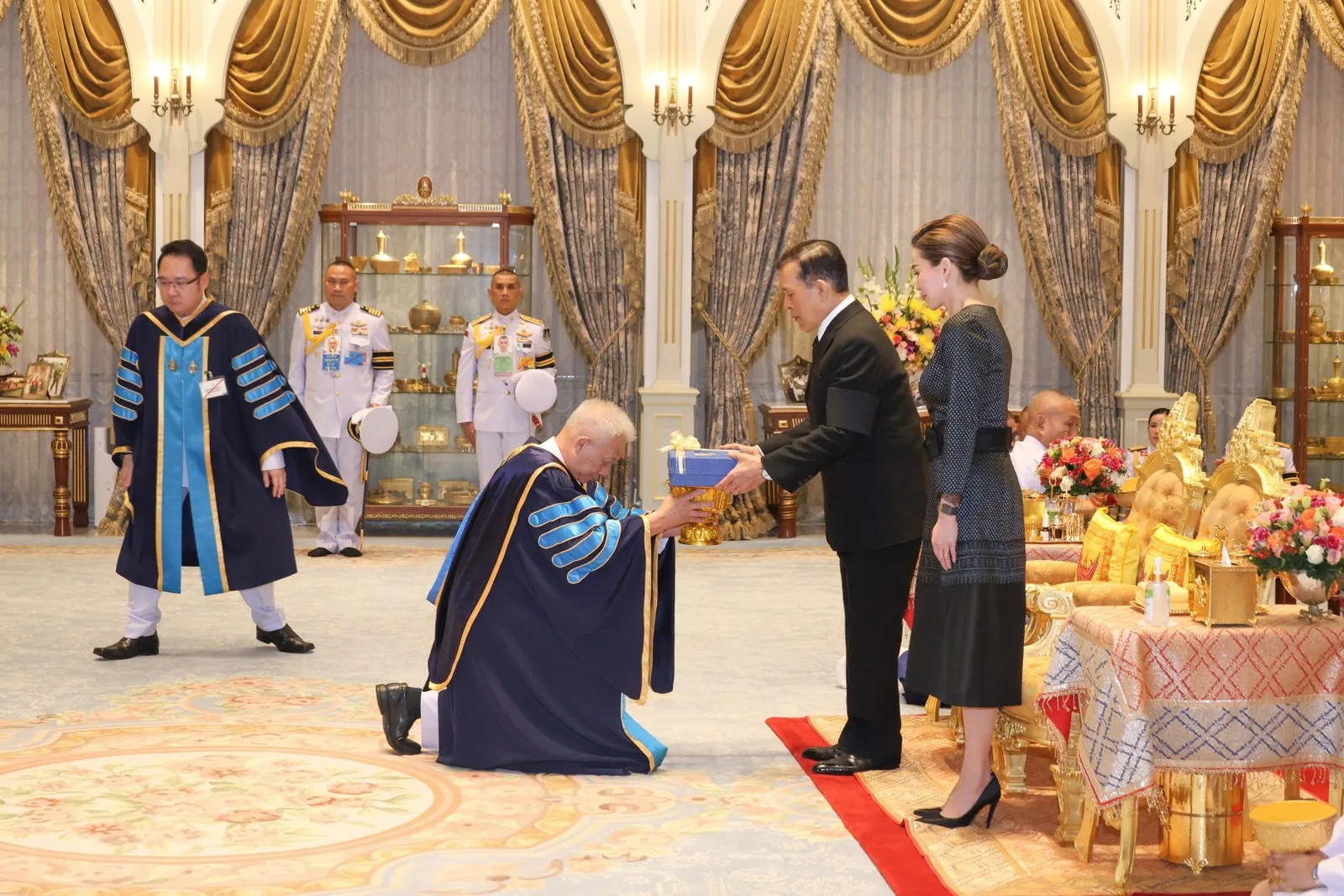 พระที่นั่งอัมพรสถาน พระราชวังดุสิต วันที่ 12 ตุลาคม 2569 ภาพที่ 2