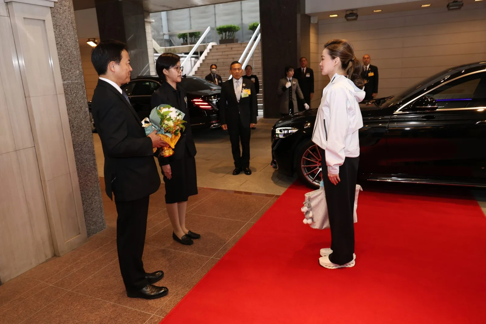 ภาพจากหน่วยราชการในพระองค์ ภาพบันทึกที่ 1 ในข่าว เสด็จพระราชดำเนินโดยเครื่องบินพระที่นั่ง จากเมืองซัปโปโร ไปยังกรุงโตเกียว วันที่ 20 ตุลาคม 2569