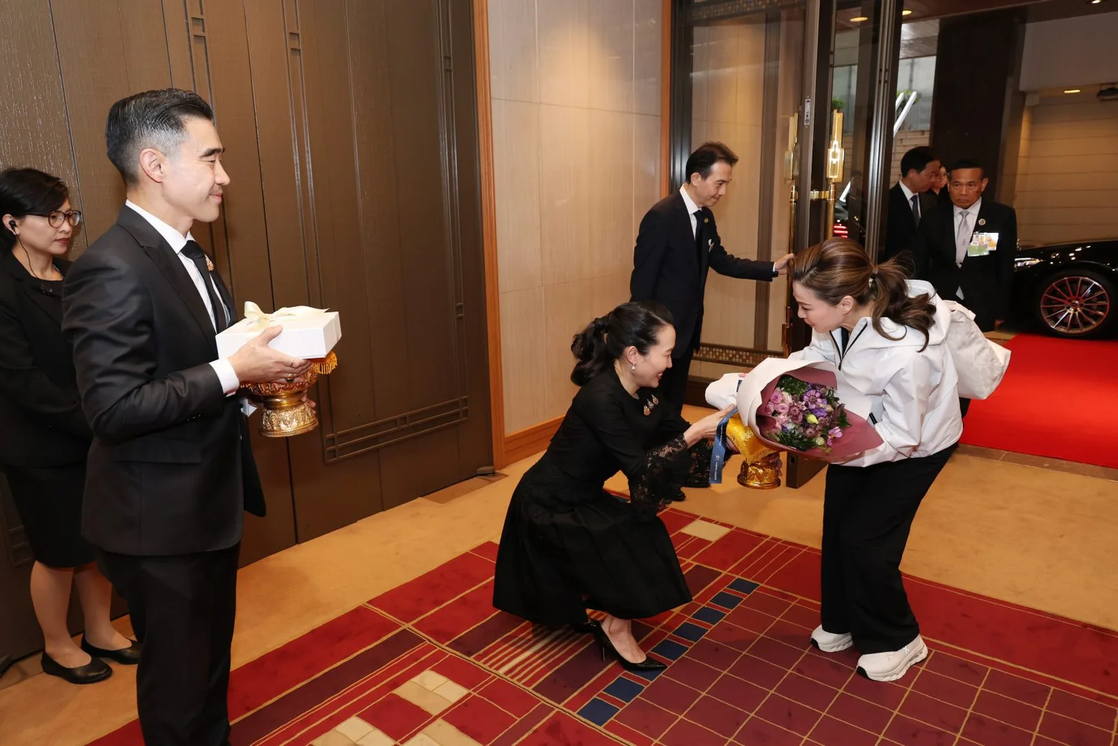 ภาพจากหน่วยราชการในพระองค์ ภาพบันทึกที่ 3 ในข่าว เสด็จพระราชดำเนินโดยเครื่องบินพระที่นั่ง จากเมืองซัปโปโร ไปยังกรุงโตเกียว วันที่ 20 ตุลาคม 2569