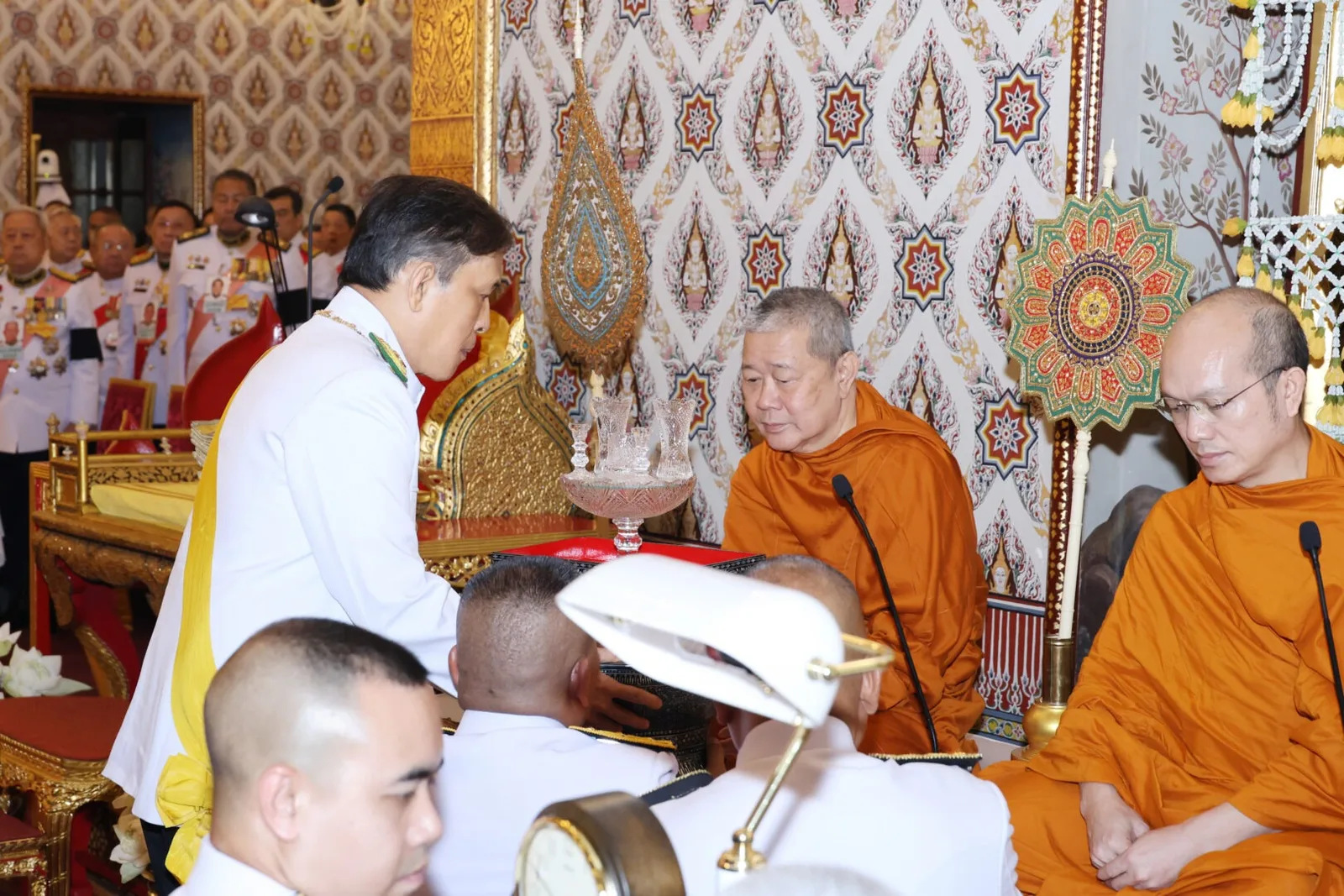 ภาพบันทึกจากหน่วยราชการในพระองค์ ครบรอบ 1 ปี วันสวรรคต ณ พระที่นั่งดุสิตมหาปราสาท ภาพที่ 5