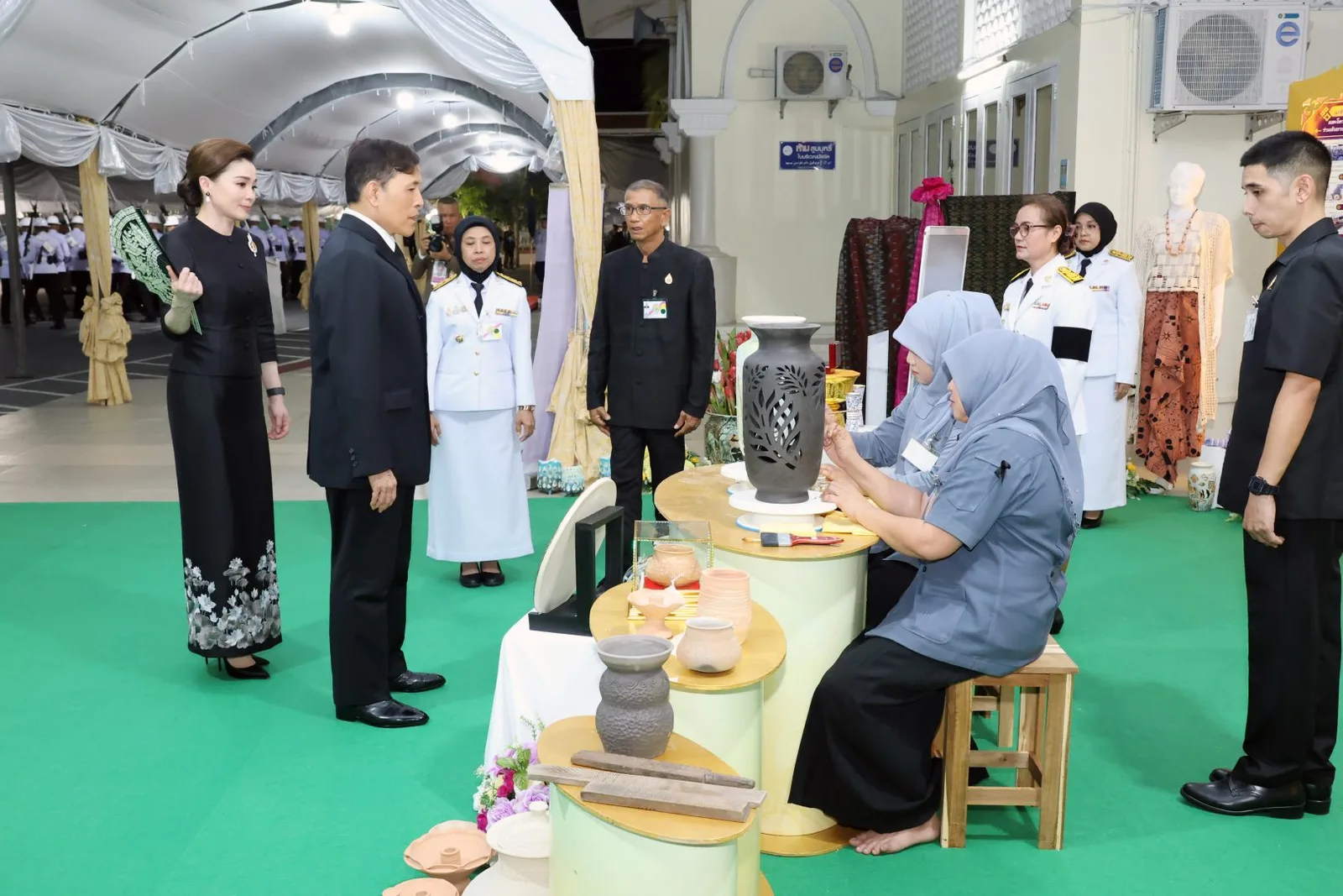 การสาธิตงานปั้นในนิทรรศการ จังหวัดปัตตานี