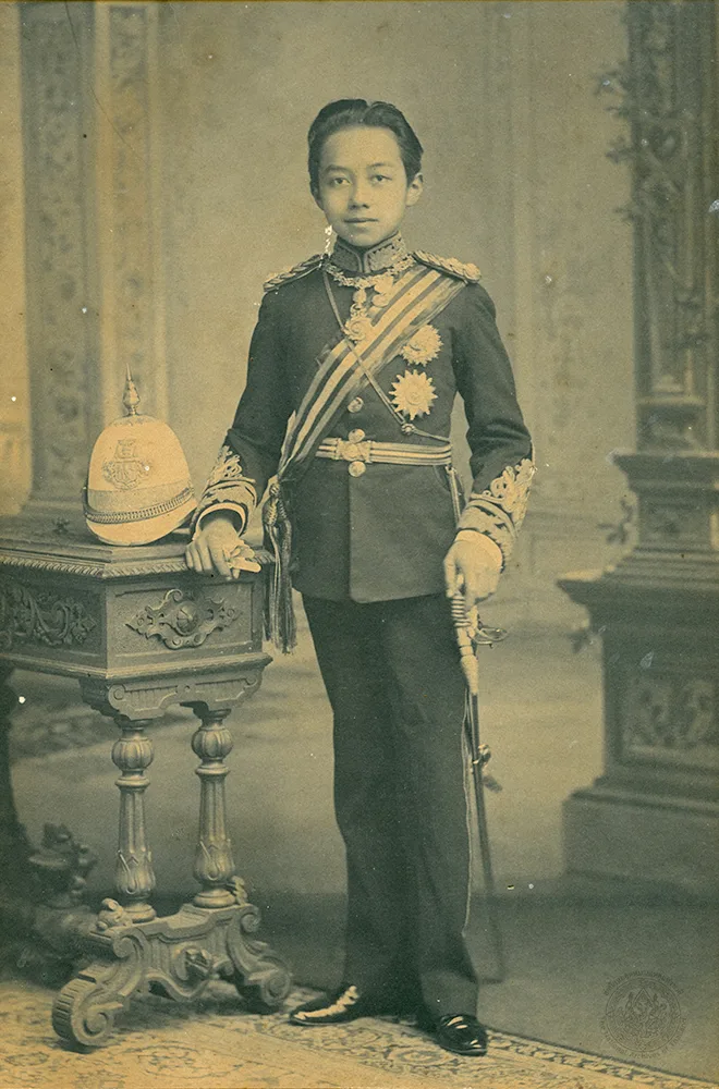 ภาพถ่ายเก่า สมเด็จพระบรมโอรสาธิราช เจ้าฟ้ามหาวชิราวุธ สยามมกุฎราชกุมาร วันที่ 19 พฤษภาคม 2437