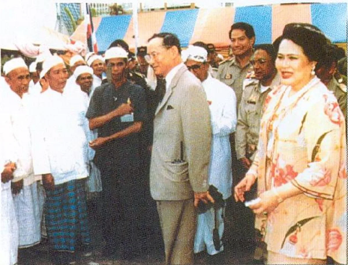 ภาพประกอบหน้า พระราชกรณียกิจด้านศาสนา ของหน่วยราชการในพระองค์