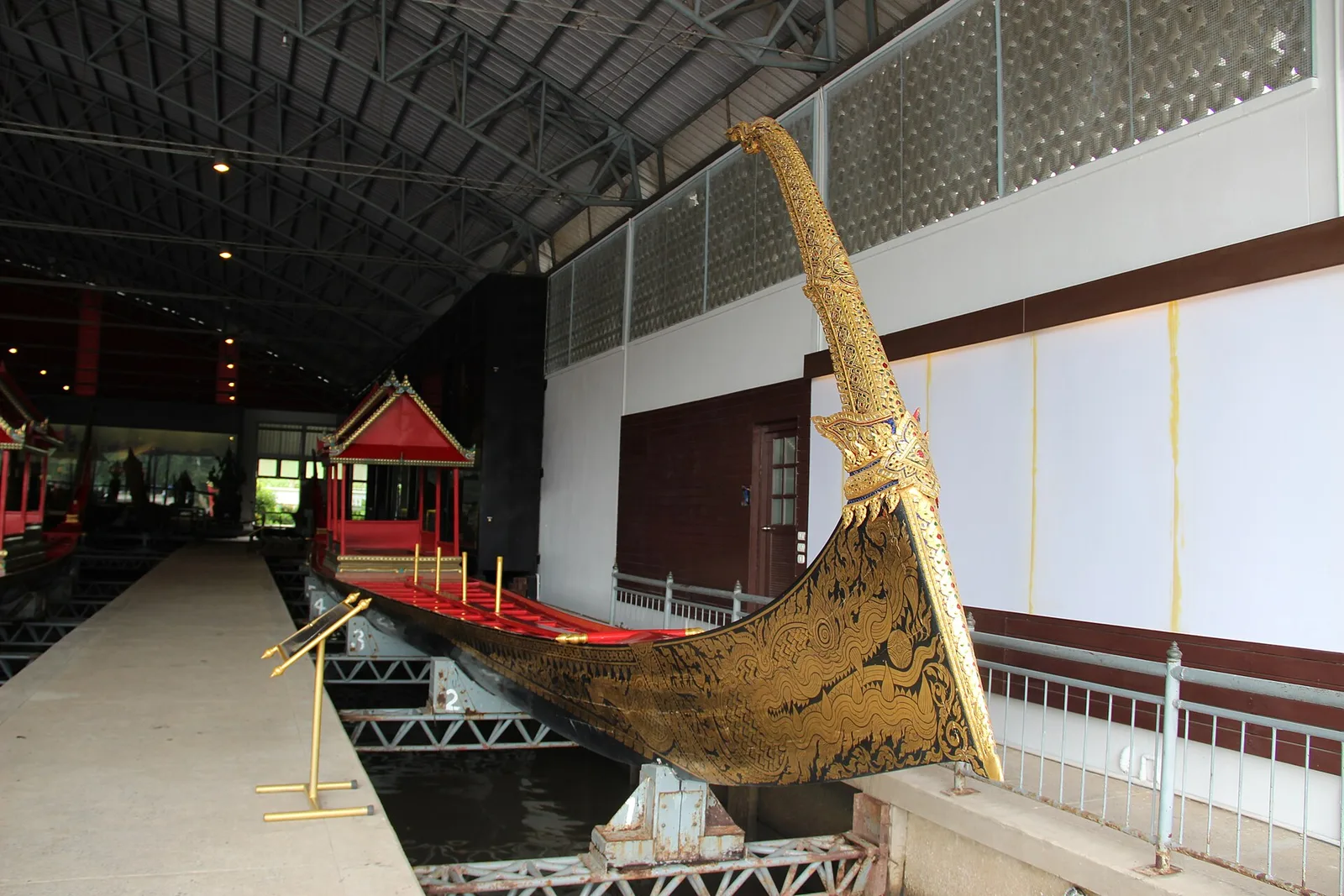 โขนเรือเอกชัยเหินหาว ภาพถ่ายเมื่อ พ.ศ. 2558
