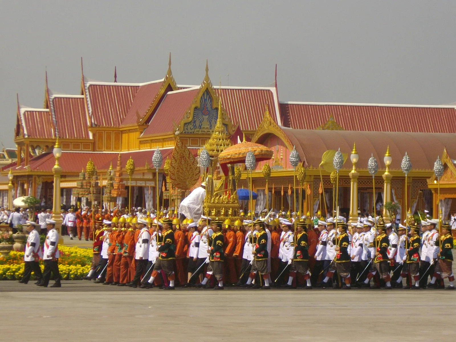 พระที่นั่งราเชนทรยาน ในริ้วกระบวน วันที่ 10 เมษายน 2555