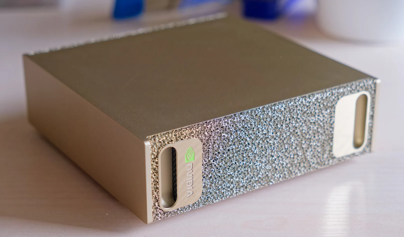 เครื่อง NVIDIA DGX Spark ชุดพัฒนาของโครงการ Stelline
