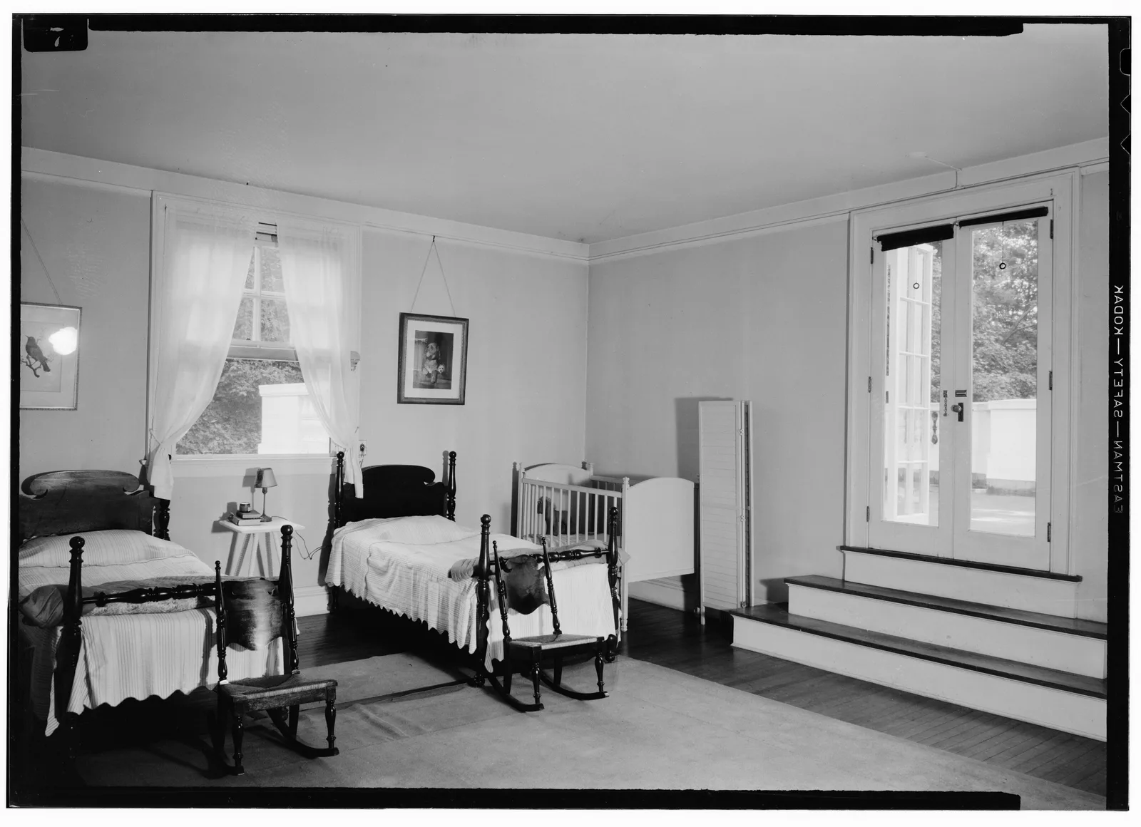 ห้องเด็กอ่อน (Nursery) ชั้นบนของบ้าน Springwood ภาพถ่ายของ HABS เดือนกรกฎาคม 1941