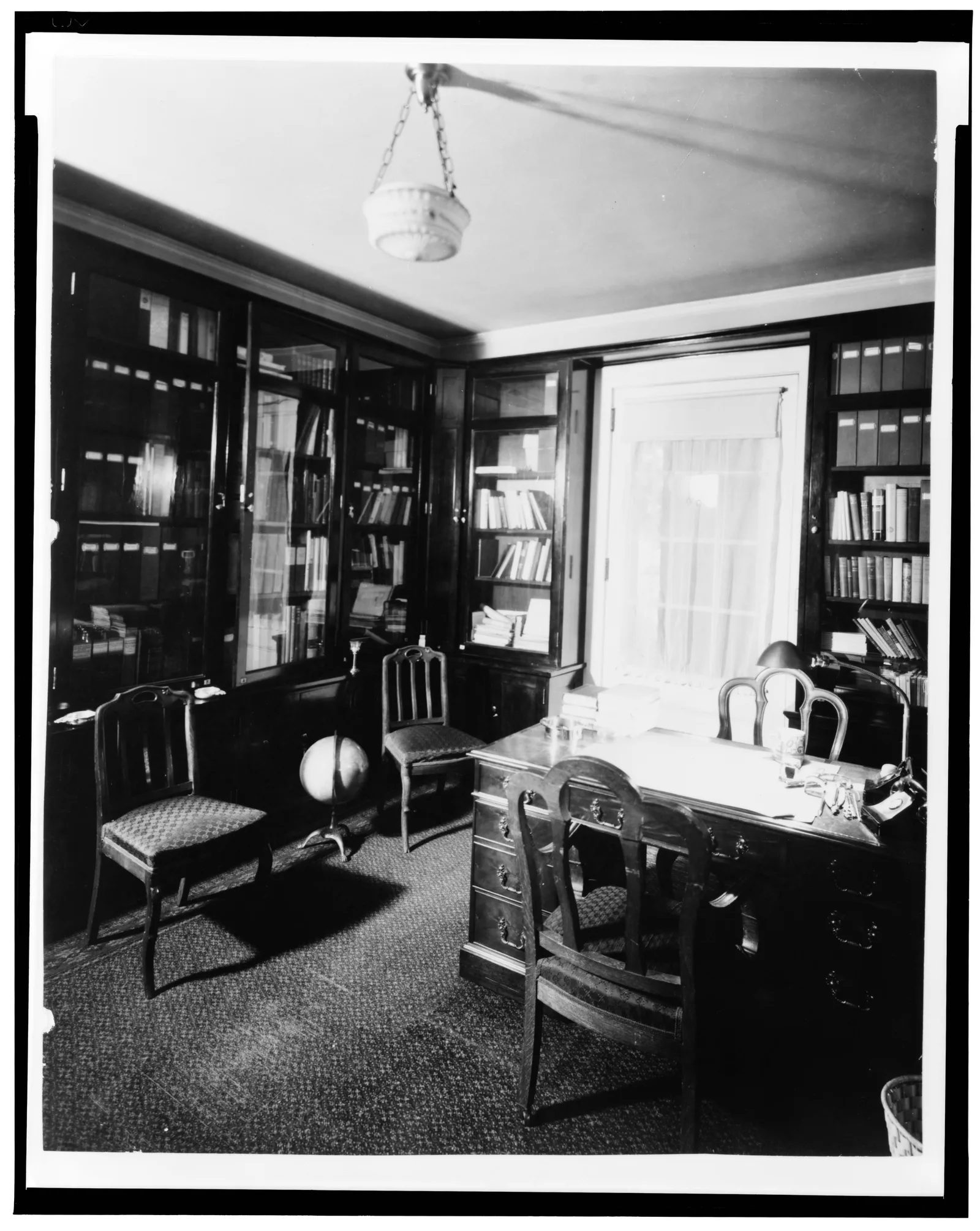 ห้องทำงานของประธานาธิบดีในบ้าน Springwood ภาพถ่ายของ Historic American Buildings Survey เดือนกรกฎาคม 1941