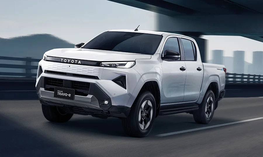 New Hilux รุ่น BEV ต้นแบบในงานเปิดตัวที่กรุงเทพฯ