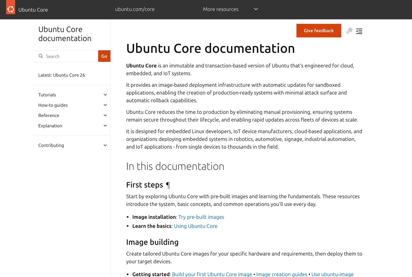 หน้าเอกสาร Ubuntu Core ระบุว่าเป็น Ubuntu แบบ immutable สำหรับคลาวด์ งานฝังตัว และ IoT