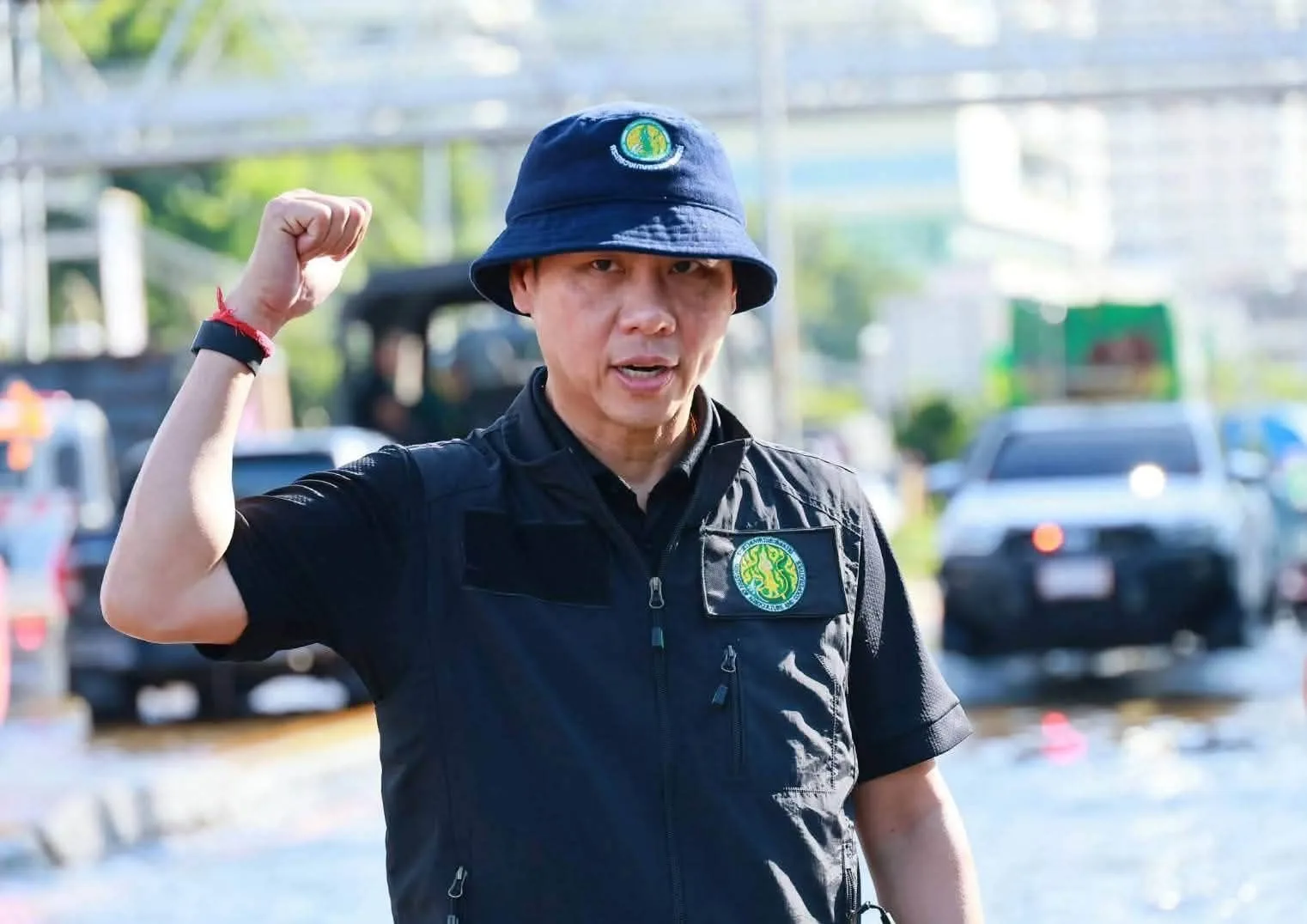 ภาพที่รัฐบาลเผยแพร่ประกอบคำชี้แจงของกระทรวงเกษตรและสหกรณ์เรื่อง UPOV 1991 เมื่อ 11 ตุลาคม 2026 เป็นภาพเจ้าหน้าที่สวมเสื้อและหมวกที่มีตรากระทรวงเกษตรและสหกรณ์