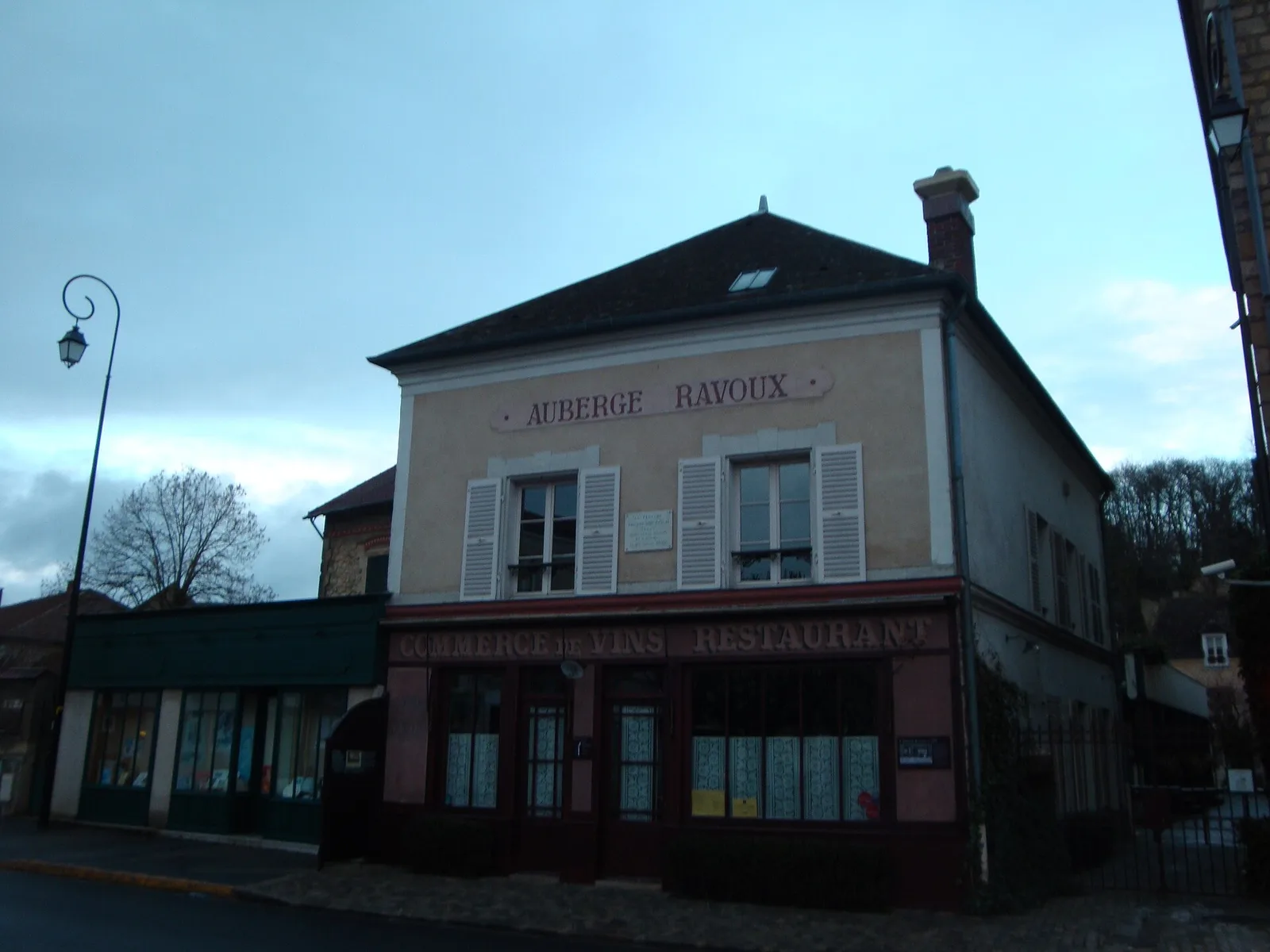 Auberge Ravoux ใน Auvers-sur-Oise จากบริการภาพ Panoramio
