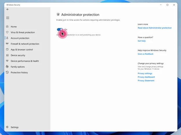 ภาพหน้าจอแอป Windows Security แสดงตัวเลือกเปิดใช้ Administrator protection