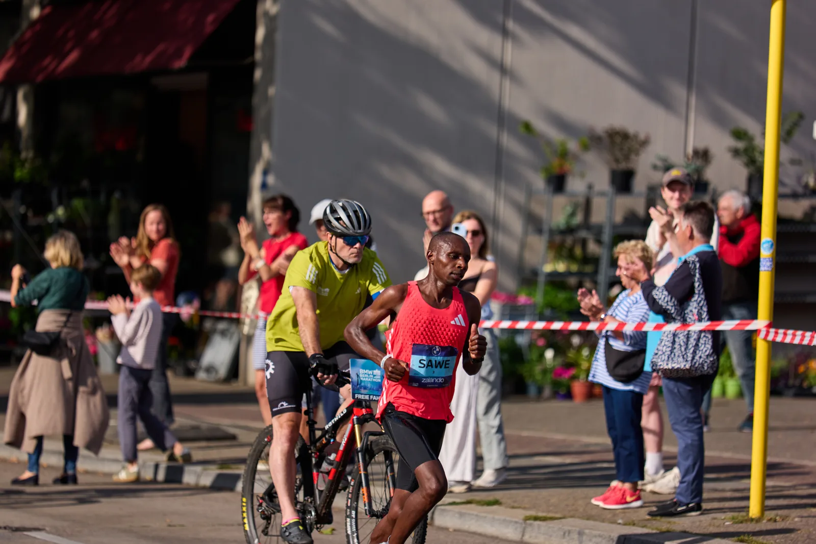 Sabastian Sawe ผู้เข้าชิง Moment of the Year 2026 ระหว่างวิ่ง Berlin-Marathon 21 กันยายน 2025